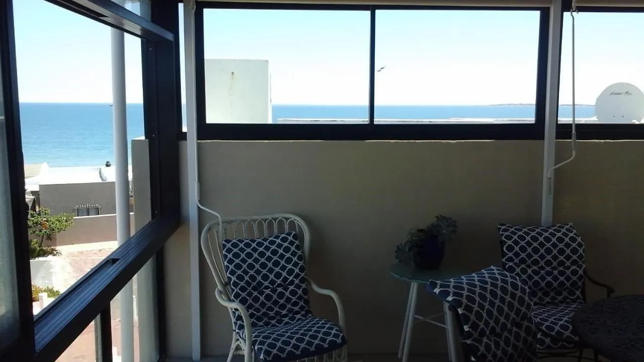 Holiday home Shalom Beach House Villa Bloubergstrand South Africa