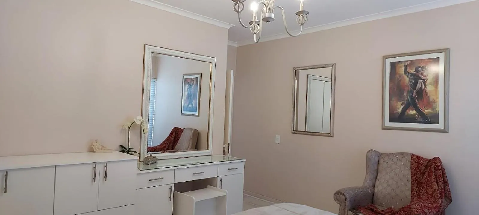Shalom Beach House Bloubergstrand 0*,